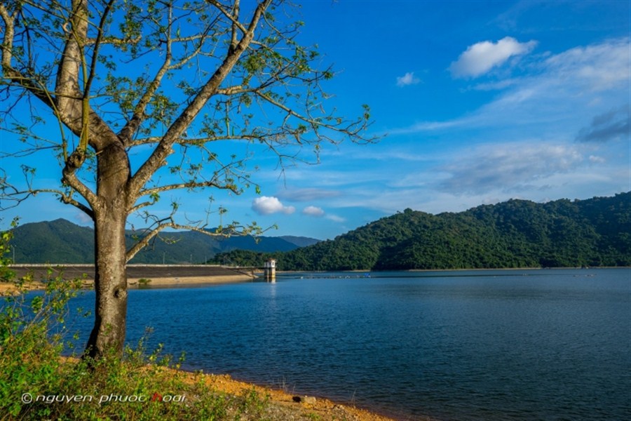 Hồ Núi Một - Bức Tranh Sơn Thủy Tuyệt Đẹp Không Thể Bỏ Qua Tại Bình Định -  Quy Nhơn Tourist